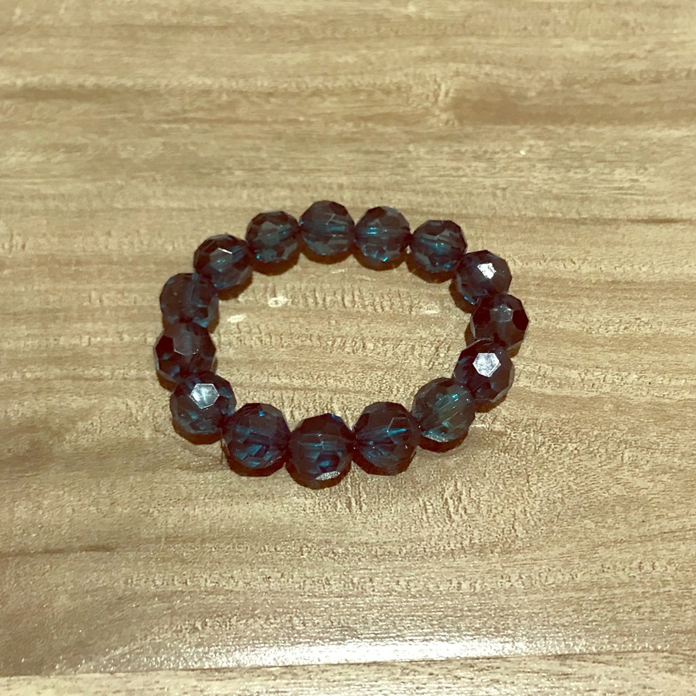 Teal beaded bracelet